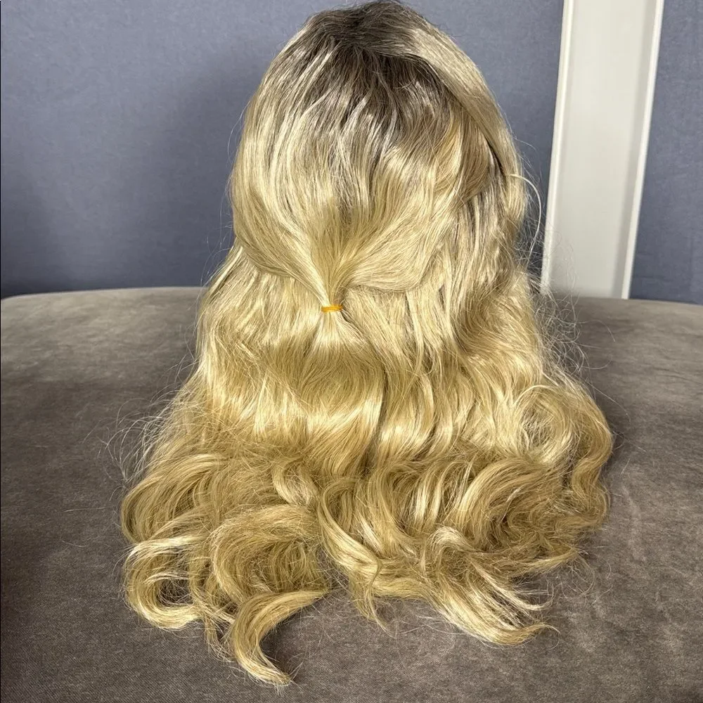 Women’s Long Blonde Halloween Costume Cosplay Wig One Size NEW